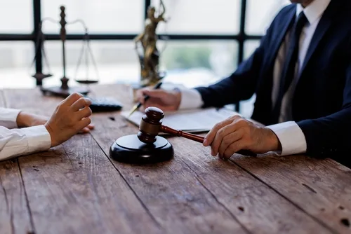 Two Atlanta catastrophic injury lawyers from Hodgins and Kiber discuss a case