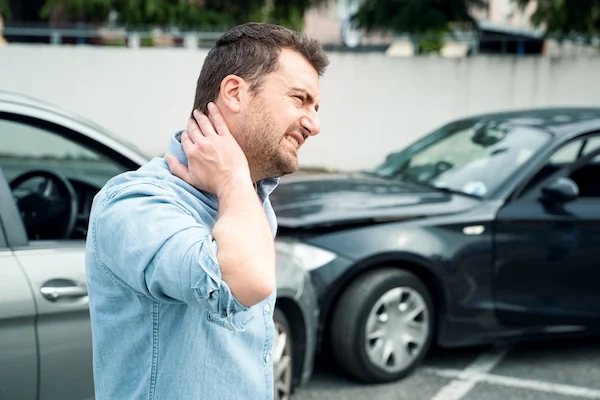 A driver suffers neck pain after an Atlanta car accident.
